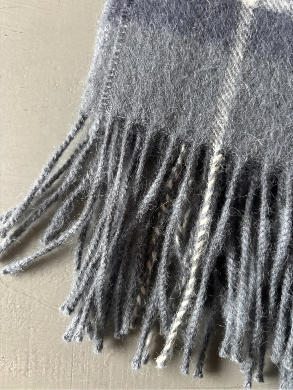 La Martina Argentina Polo Tradition Gray Plaid Scarf Luxurious Travel Find